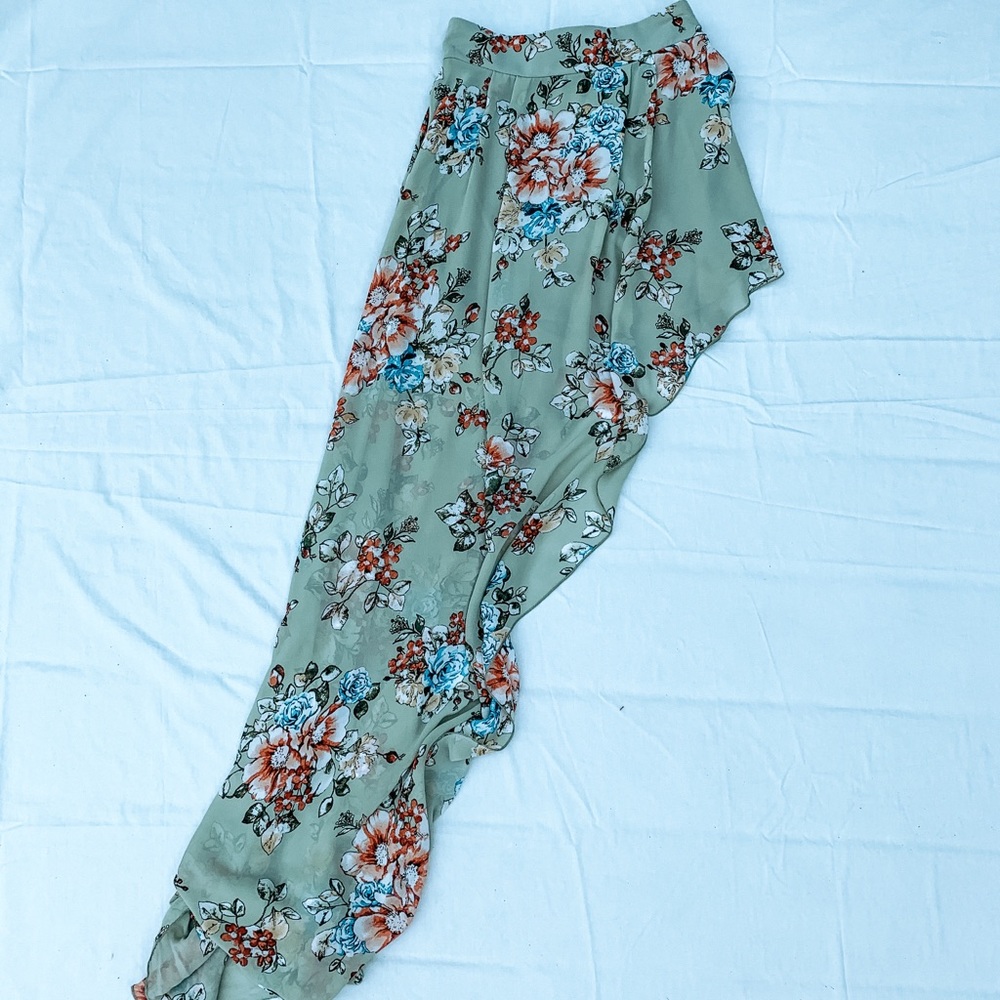 Women’s skirt